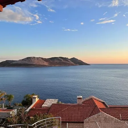 Havuzbasi, Deniz-bahce-meis Manzarasi, Loveboat Semesterbostad Kaş